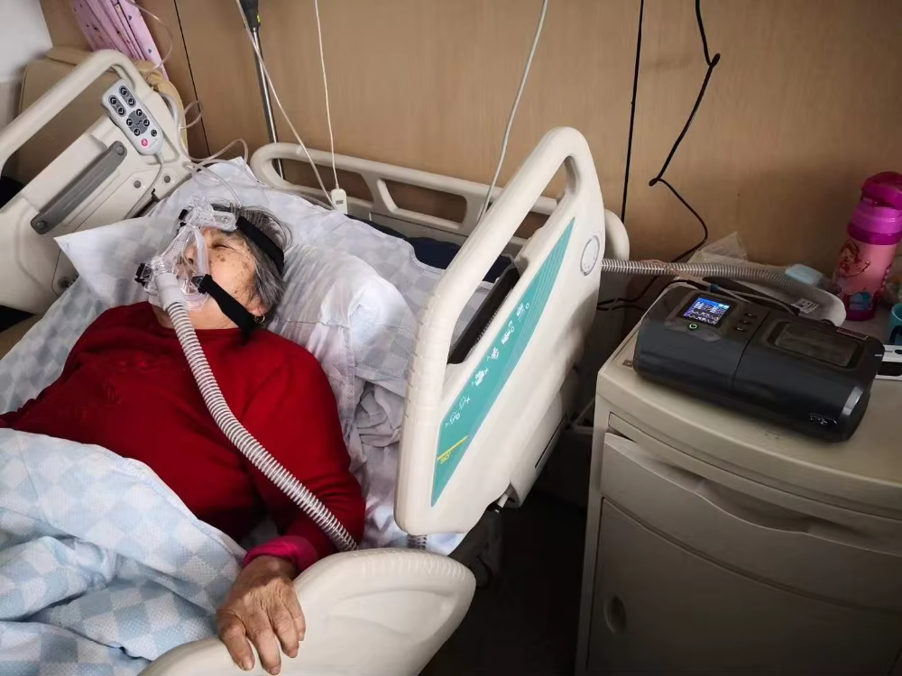 BiPAP-ST30 Non-Invasive Ventilator Machine - Image 6