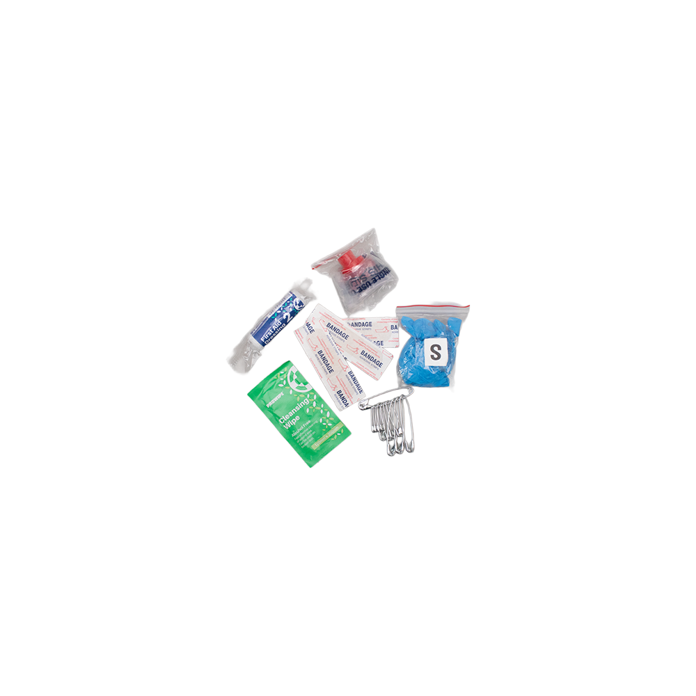 Alternative view of CPR Keyring Pouch Kit